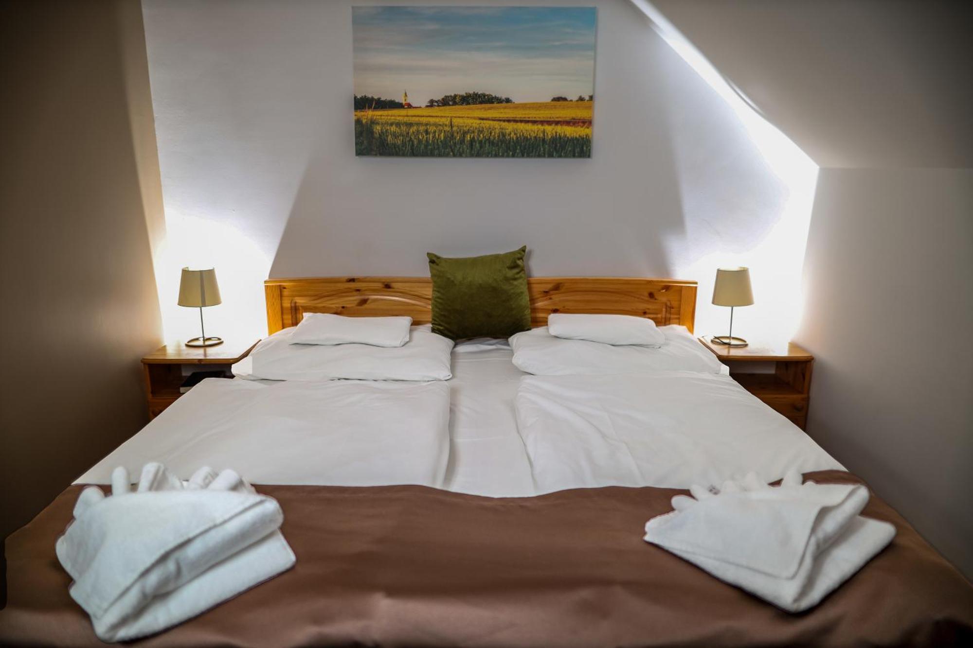 Land-Plan Hotel Toltestava Eksteriør bilde